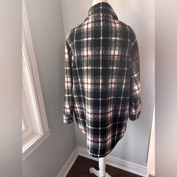 Renuar Black and White Plaid Teddy Jacket - Picture 4 of 7